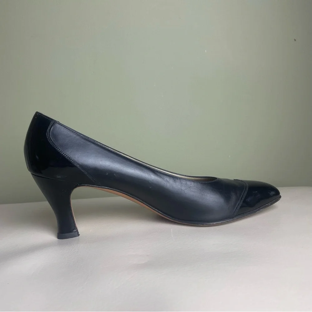 Vintage Salvatore Ferragamo Genuine Black leather heels Size 9 AAAA - Picture 14 of 16